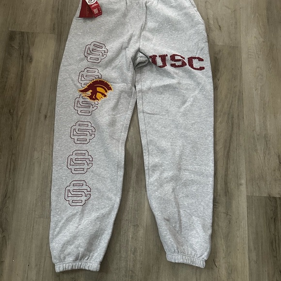 Travis Scott - USC Collab Size Large Sweats - Picture 4 of 4